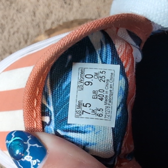 VANS Off the Wall UltraCush Stripe Tennis Shoe EUC SZ 7.5 - Picture 11 of 12